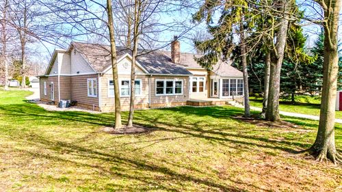 9668 E Lakeshore Drive, Huntsville, OH, 43324 | Card Image