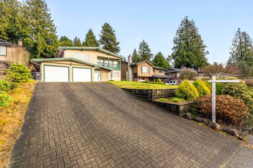 317 Gloucester Crt, Coquitlam, BC, V3K5S6 | Card Image