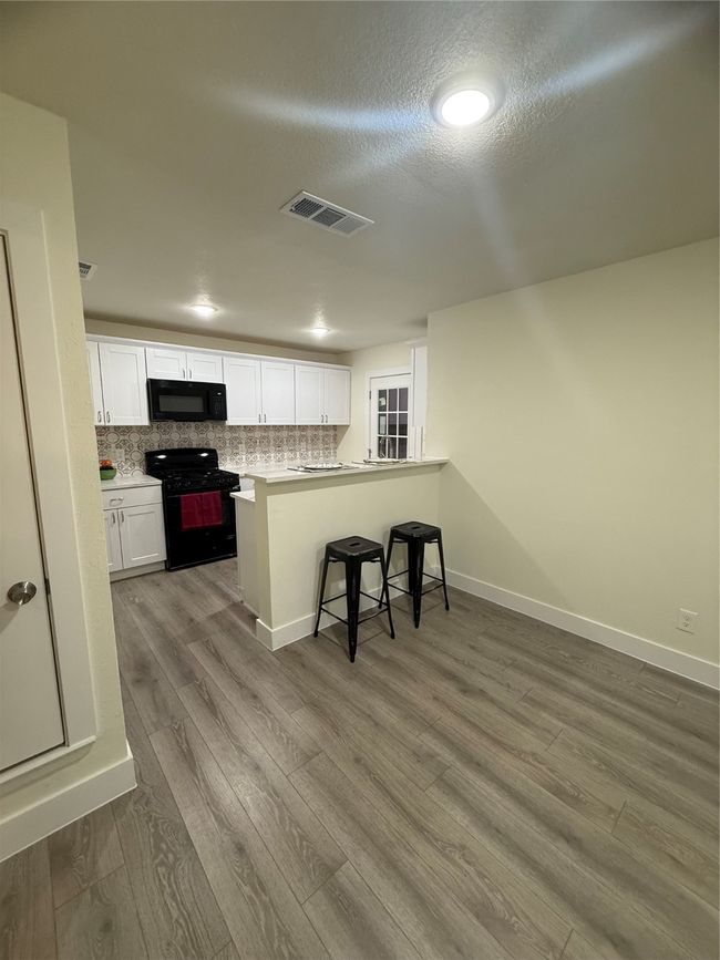 1907 Nevada St, House other with 3 bedrooms, 2 bathrooms and null parking in Denton TX | Image 21
