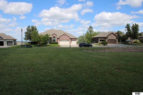 1301 Fairway Cir, Ashland, NE, 68003-6214 | Card Image