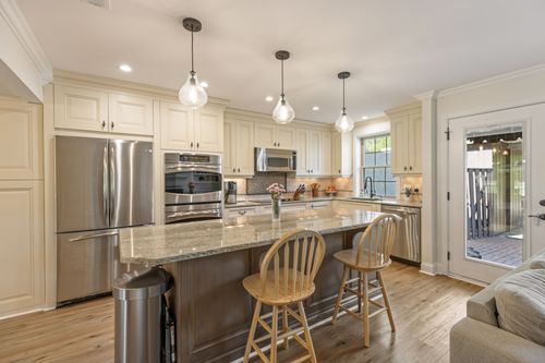 928 Todd Preis Dr, Nashville, TN, 37221-2407 | Card Image