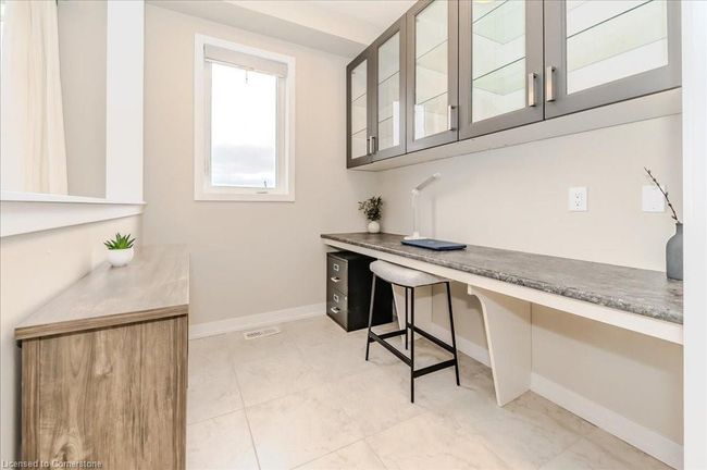 262 Dolman St, House other with 4 bedrooms, 3 bathrooms and 4 parking in Breslau ON | Image 16