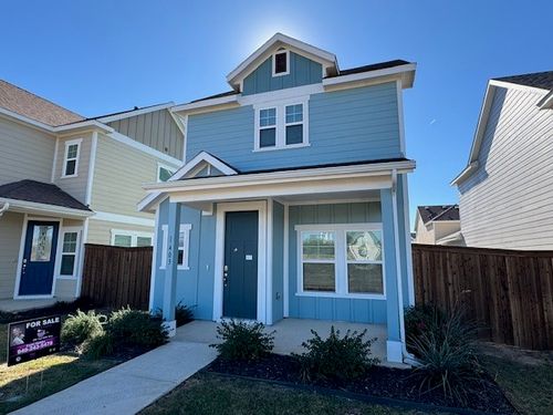 1403 Avocado Ln, Gainesville, TX, 76240-2544 | Card Image