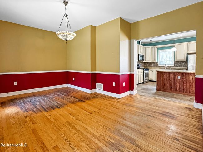 432 Grange Hall Rd, House other with 4 bedrooms, 3 bathrooms and null parking in Dalton MA | Image 14