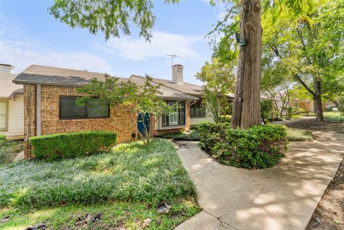 13643 Weald Green St, Dallas, TX, 75240-5832 | Card Image