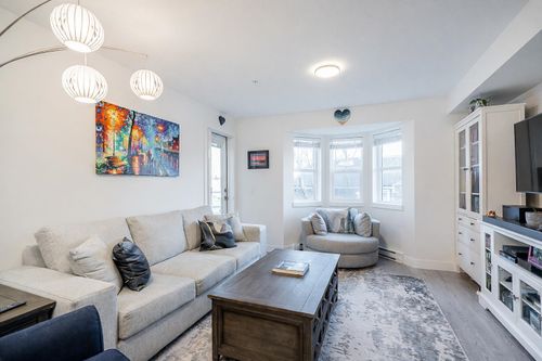 202-19730 56 Ave, Langley, BC, V3A3X6 | Card Image