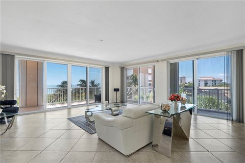 305b-4180 N A1a, Hutchinson Island, FL, 34949 | Card Image