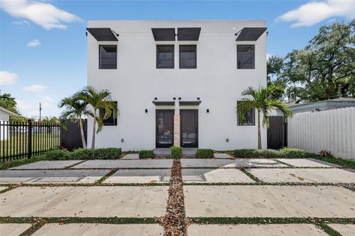 4311 Nw 32nd Ave, Miami, FL, 33142-4438 | Card Image