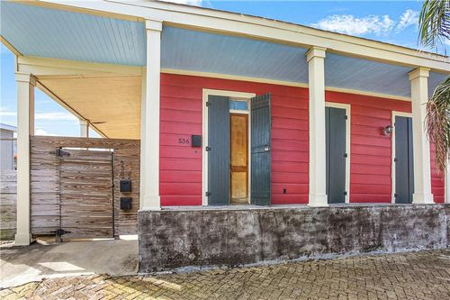 536 Jackson Ave, New Orleans, LA, 70130-4812 | Card Image