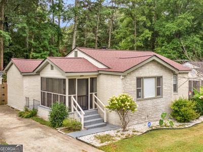 2494 Baker Road Nw, House other with 3 bedrooms, 2 bathrooms and 2 parking in Atlanta GA | Image 2