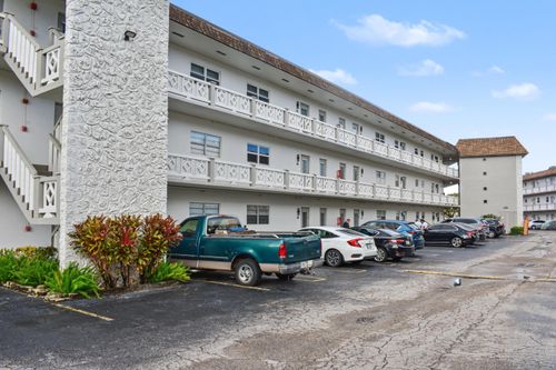 110-5171 W Oakland Park Blvd, Lauderdale Lakes, FL, 33313-7906 | Card Image