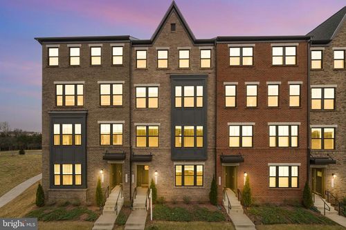 22528 Wilson View Ter, ASHBURN, VA, 20148-7733 | Card Image