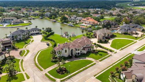 1303 Lakeway Dr, Seabrook, TX, 77586-4588 | Card Image