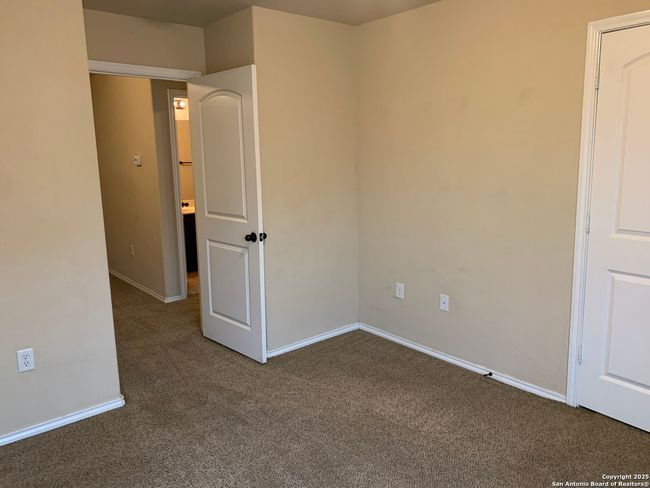 201 Anne Louise Dr, Home with 3 bedrooms, 3 bathrooms and null parking in New Braunfels TX | Image 30