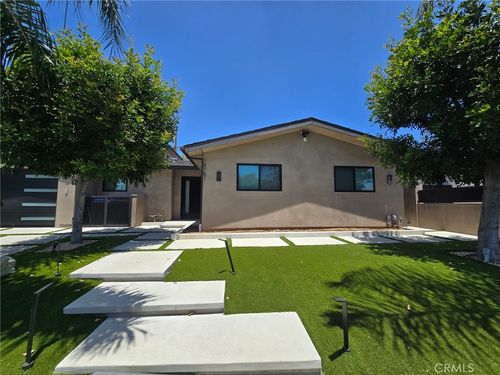 19751 Kittridge St, Winnetka, CA, 91306-4326 | Card Image