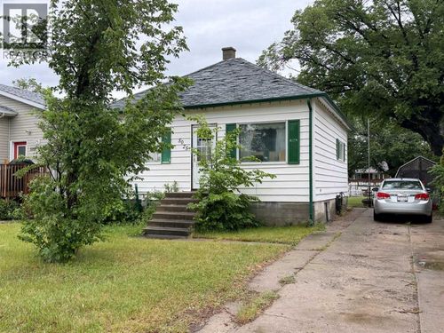 5025 54 Street, Taber, AB, T1G1N1 | Card Image
