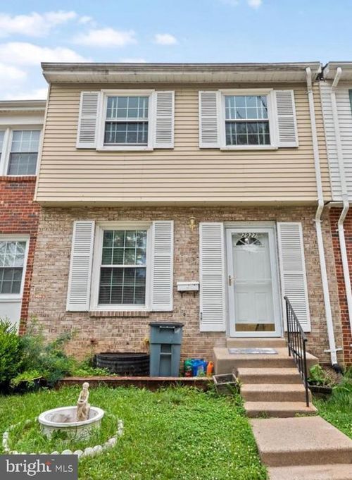 2927 Pheasant Ln, WOODBRIDGE, VA, 22191-4621 | Card Image