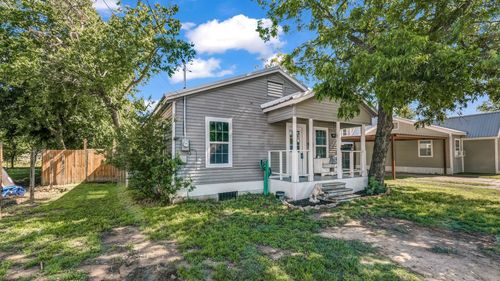 809 Se 6th St, Mineral Wells, TX, 76067-6037 | Card Image