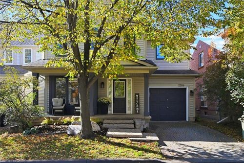 2206 Casselman Crt, Burlington, ON, L7L6T7 | Card Image