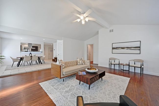 4607 S Forest Dr, House other with 4 bedrooms, 2 bathrooms and 2 parking in Austin TX | Image 5