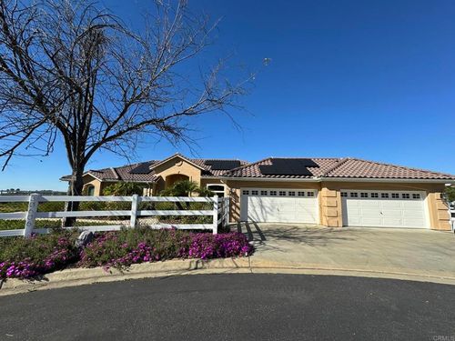 30606 Falling Star Cir, Valley Center, CA, 92082 | Card Image