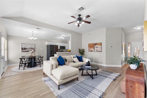 2408 Castle Ridge Dr, McKinney, TX, 75071-7882 | Card Image