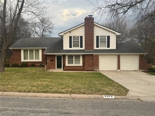 9915 Belleview Ave, Kansas City, MO, 64114-4243 | Card Image