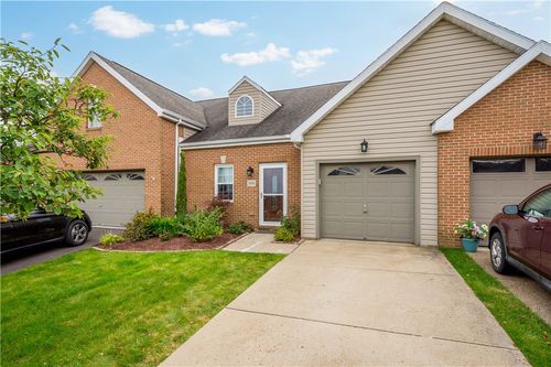 3039 Duncan Ln, Pittsburgh, PA, 15236-1571 | Card Image