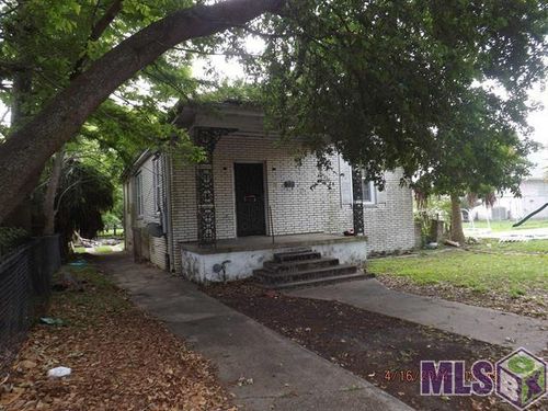 2020 Pleasure St, New Orleans, LA, 70122-3741 | Card Image