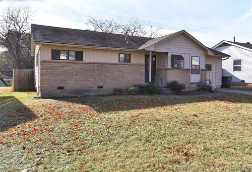 5746 E 26th Pl, Tulsa, OK, 74114-5108 | Card Image