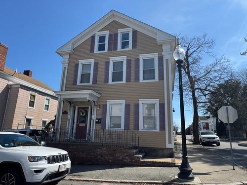 202 Maxfield St, New Bedford, MA, 02740-6511 | Card Image