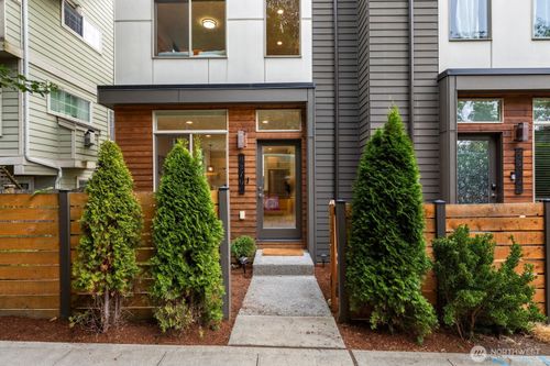 c-8370 Loyal Way Nw, Seattle, WA, 98117-3949 | Card Image