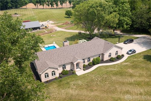 5152 S Tecumseh Rd, Springfield, OH, 45502-9758 | Card Image