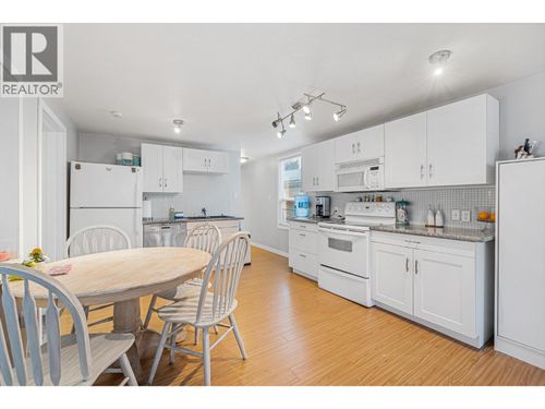 54-1881 Boucherie Rd, Westbank, BC, V4T0C9 | Card Image