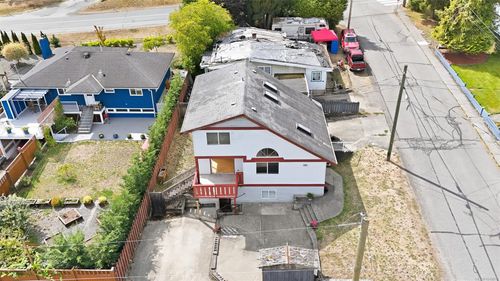 9815 Cedar St, Chemainus, BC, V0R1K0 | Card Image
