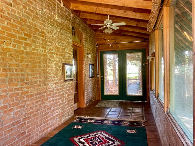 2827 S 1050 E, House other with 3 bedrooms, 2 bathrooms and null parking in Hagerman ID | Image 15