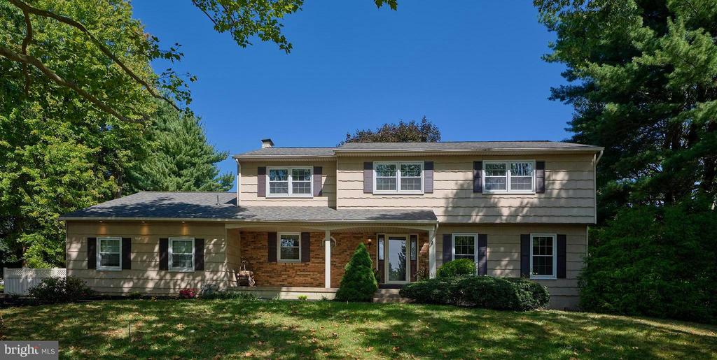 Roeloffs Rd, Yardley, PA 19067