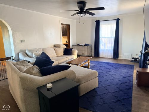 1058 W 400 N, Cayuga, IN, 47928-8174 | Card Image