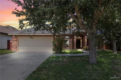 2017 Stonebriar Rd, Harlingen, TX, 78552-2706 | Card Image