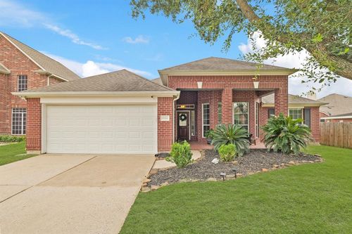 18114 Rustic Springs Dr, Tomball, TX, 77375-8770 | Card Image