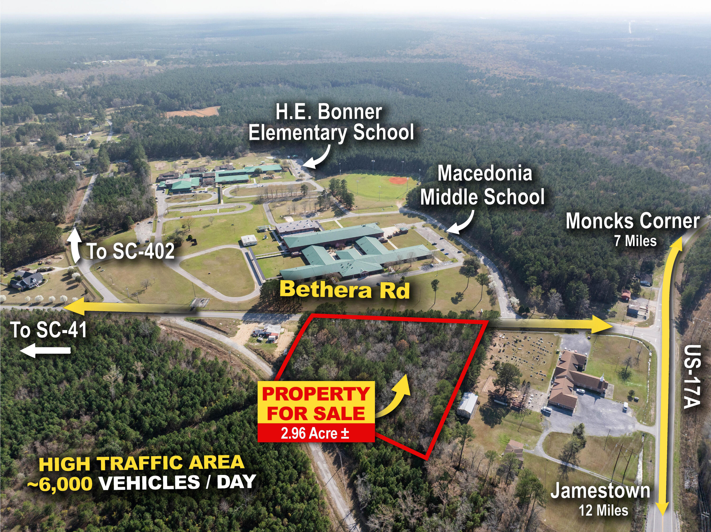Land in Bonneau