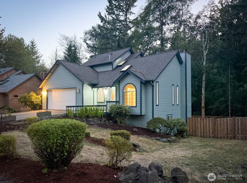 2619 Walnut Loop Nw, Olympia, WA, 98502-4417 | Card Image