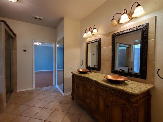 10400 W Cave Loop, House other with 4 bedrooms, 2 bathrooms and 5 parking in Dripping Springs TX | Image 21