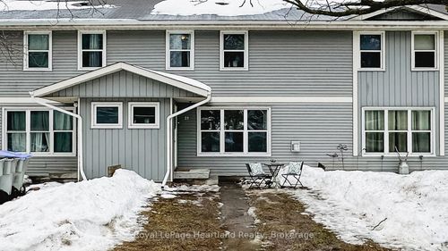 21 St Charles Pl, Clinton, ON, N0M1L0 | Card Image