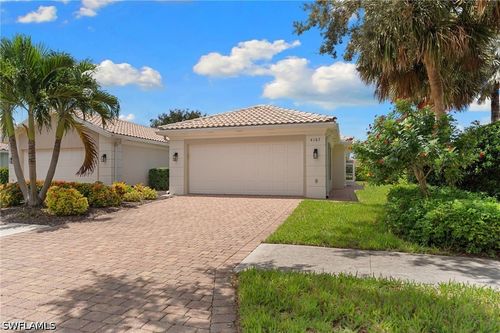 4167 Saint George Ln, NAPLES, FL, 34119-7505 | Card Image