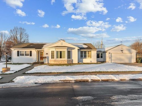 1456 W Garfield St, Davenport, IA, 52804-1758 | Card Image