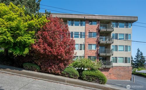 apt-101-3400 25th Ave W, Seattle, WA, 98199-2220 | Card Image