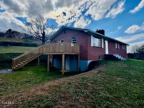 526 Blue Hollow Rd, Rose Hill, VA, 24281-8163 | Card Image