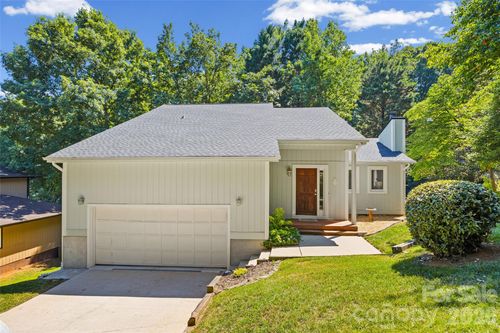 4160 Koala Cir, Tega Cay, SC, 29708-8516 | Card Image
