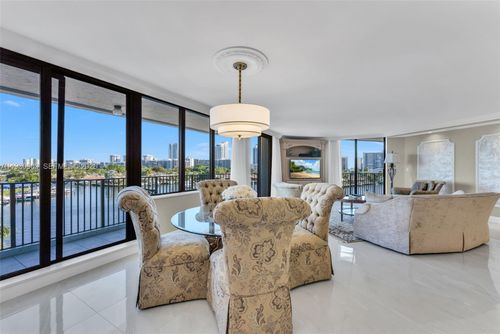 apt-204-300 Three Islands Blvd, Hallandale Beach, FL, 33009-2800 | Card Image